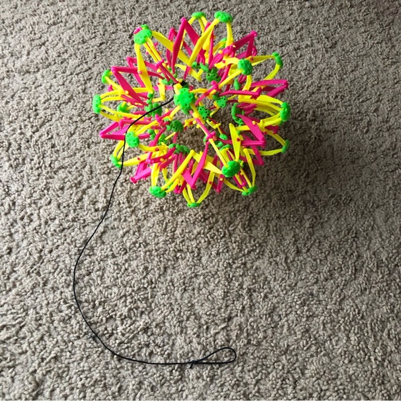 Expandable Breathing Ball - Picture 4 of 9